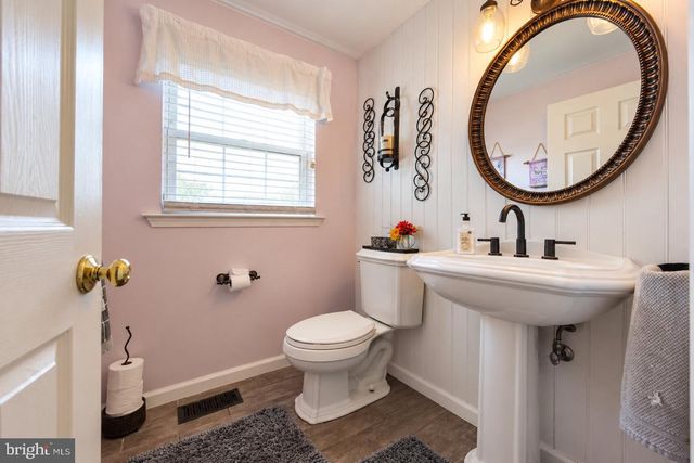 31 N BROOKLINE DR, Laurel Springs, NJ 08021