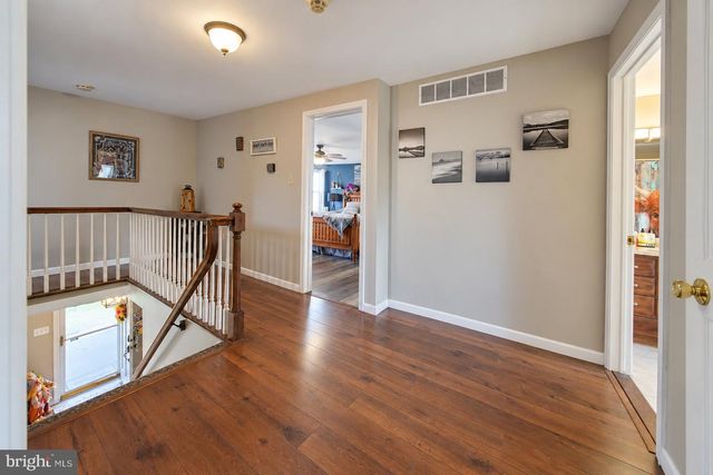 31 N BROOKLINE DR, Laurel Springs, NJ 08021