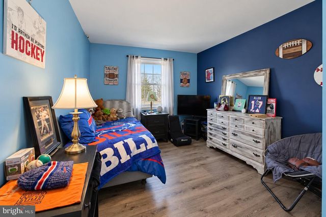 31 N BROOKLINE DR, Laurel Springs, NJ 08021