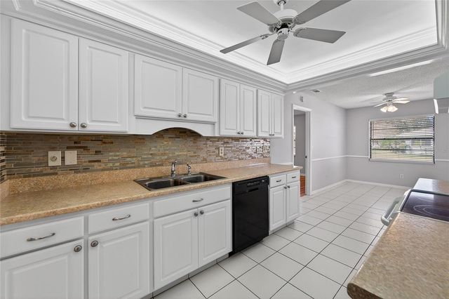 1417 INGRAM DRIVE 79, Sun City Center, FL 33573