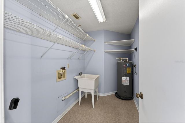 1417 INGRAM DRIVE 79, Sun City Center, FL 33573