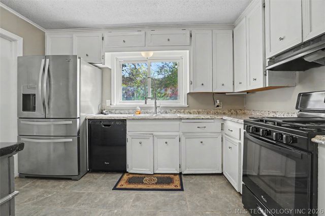 4029 S Vandalia Avenue, Tulsa, OK 74135