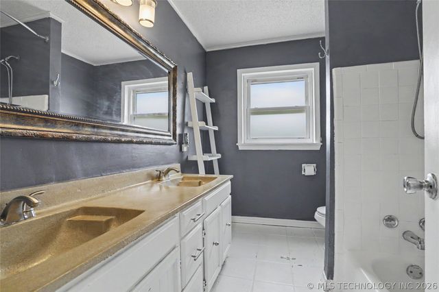 4029 S Vandalia Avenue, Tulsa, OK 74135