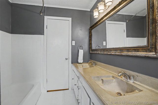 4029 S Vandalia Avenue, Tulsa, OK 74135