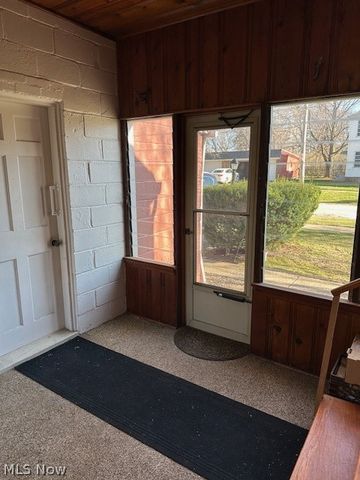5857 W 54th Street, Parma, OH 44129