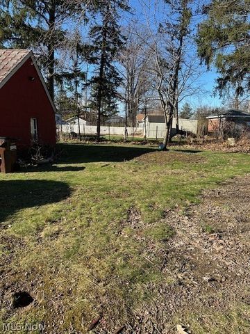 5857 W 54th Street, Parma, OH 44129