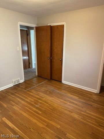 5857 W 54th Street, Parma, OH 44129