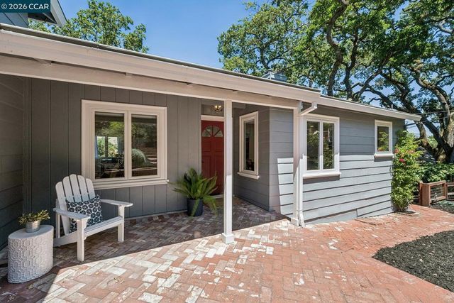 996 Hawthorne Dr, Lafayette, CA 94549