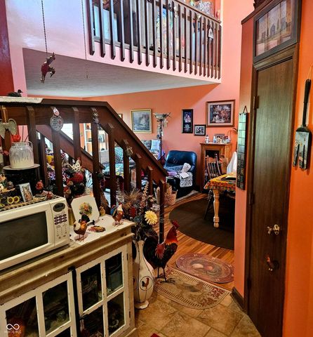 563 Cielo Vista Court, Greenwood, IN 46143