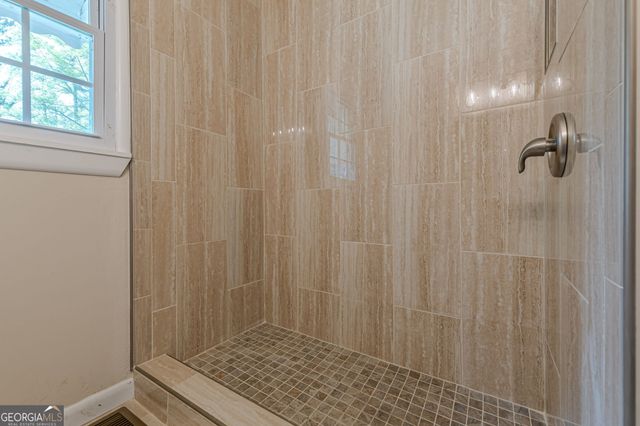 258 Toni Place SE, Atlanta, GA 30315