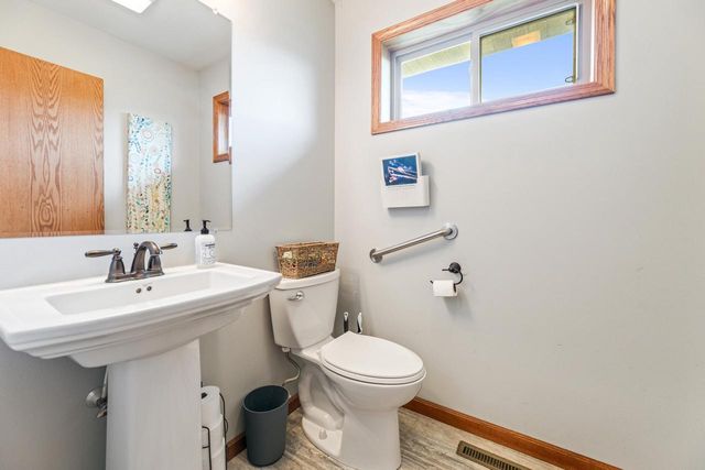 1655 Clearview DRIVE, Sparta, WI 54656