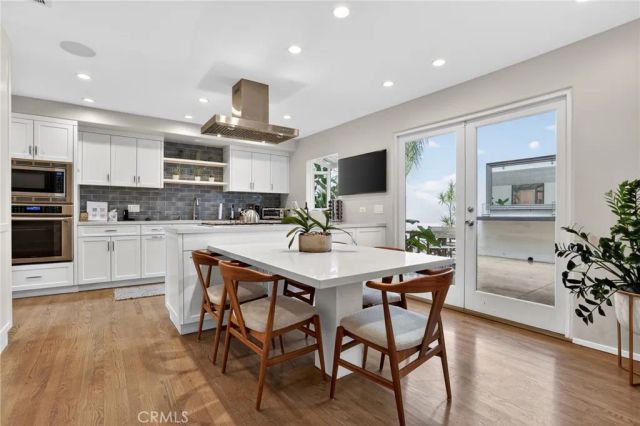 8374 Yucca Trail, Los Angeles, CA 90046