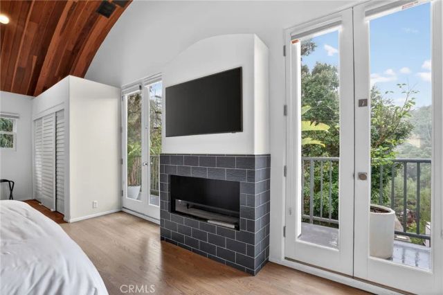 8374 Yucca Trail, Los Angeles, CA 90046