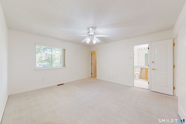 68 Virginia Avenue 14, Danbury, CT 06810