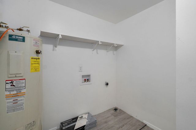 304 W 2nd Street, Miller, MO 65707