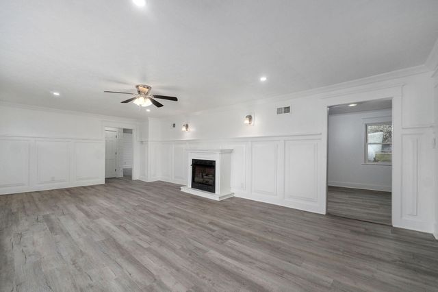 304 W 2nd Street, Miller, MO 65707