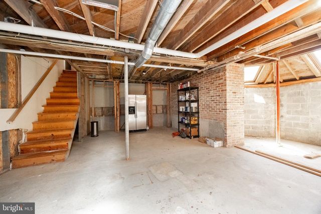 260 W EVERGREEN ST, West Grove, PA 19390