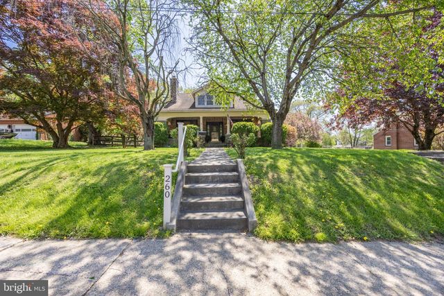 260 W EVERGREEN ST, West Grove, PA 19390