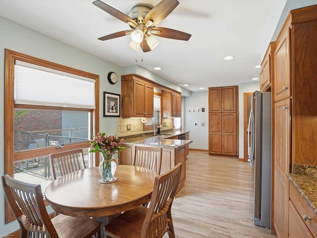 22445 Lange Street, St Clair Shores, MI 48080