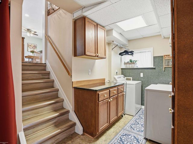 22445 Lange Street, St Clair Shores, MI 48080