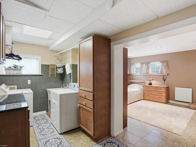 22445 Lange Street, St Clair Shores, MI 48080