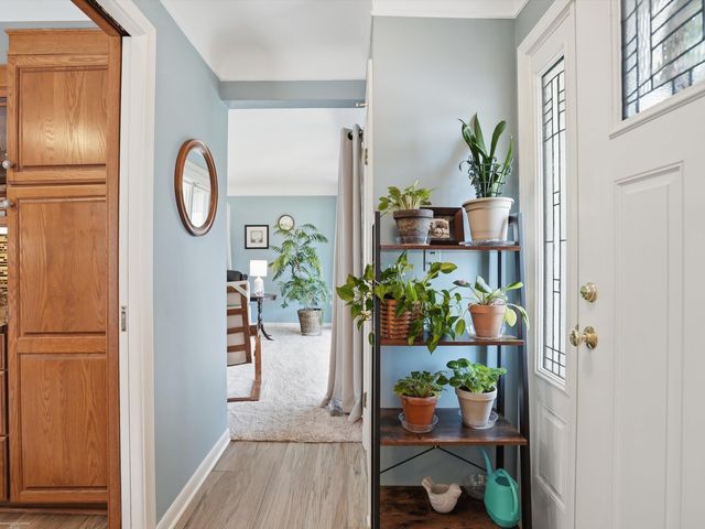 22445 Lange Street, St Clair Shores, MI 48080