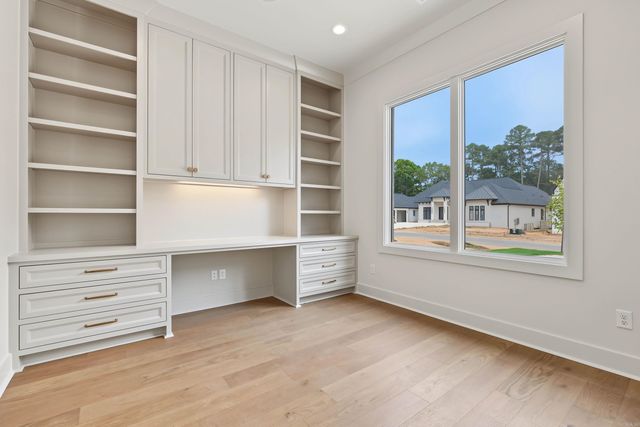 37 Miramont Circle, Little Rock, AR 72223