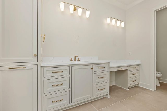 37 Miramont Circle, Little Rock, AR 72223