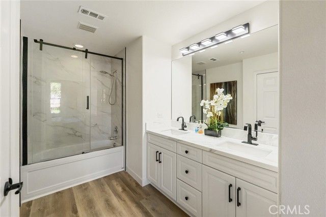 42 Vintage, Irvine, CA 92620