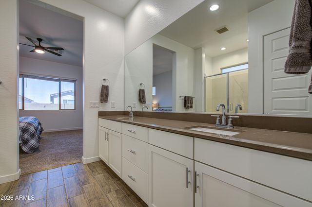 3964 E KENLEY Lane, San Tan Valley, AZ 85143