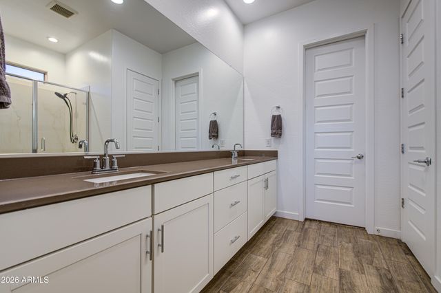 3964 E KENLEY Lane, San Tan Valley, AZ 85143