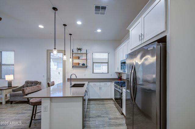 3964 E KENLEY Lane, San Tan Valley, AZ 85143