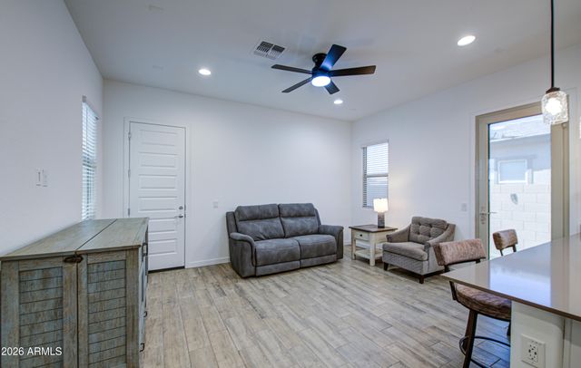 3964 E KENLEY Lane, San Tan Valley, AZ 85143