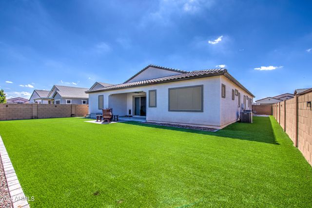 3964 E KENLEY Lane, San Tan Valley, AZ 85143