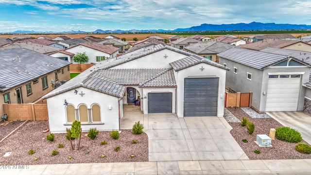 3964 E KENLEY Lane, San Tan Valley, AZ 85143