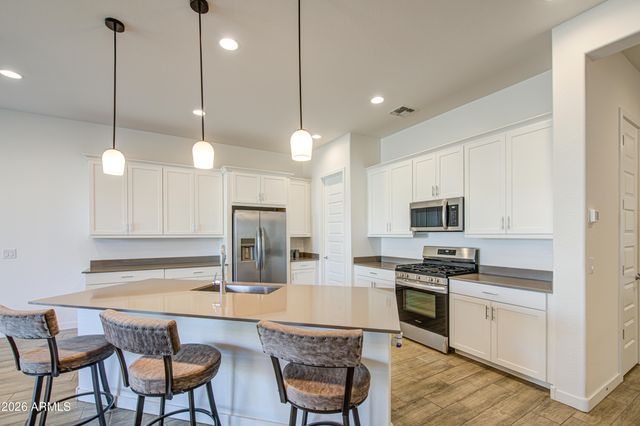 3964 E KENLEY Lane, San Tan Valley, AZ 85143
