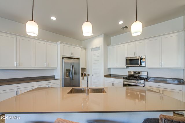 3964 E KENLEY Lane, San Tan Valley, AZ 85143