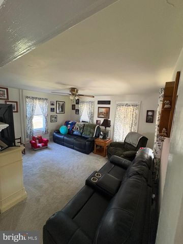 909 MAIN ST CANTON, Salem, NJ 08079