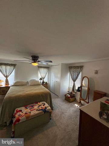 909 MAIN ST CANTON, Salem, NJ 08079