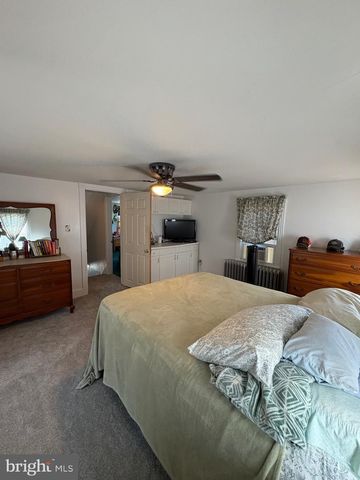 909 MAIN ST CANTON, Salem, NJ 08079