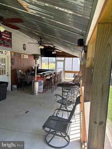 909 MAIN ST CANTON, Salem, NJ 08079