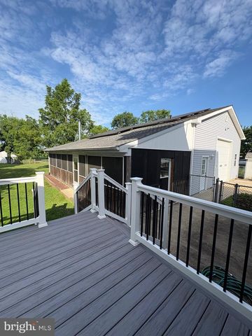 909 MAIN ST CANTON, Salem, NJ 08079
