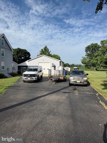 909 MAIN ST CANTON, Salem, NJ 08079