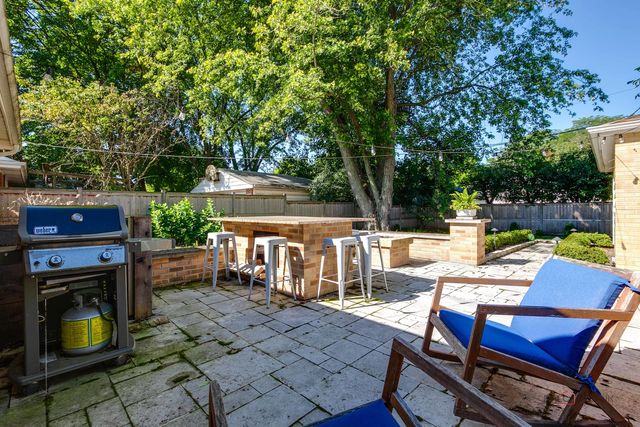 519 Dawes Street, Libertyville, IL 60048
