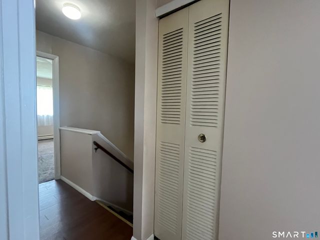 19 Coach Circle 6, Naugatuck, CT 06770