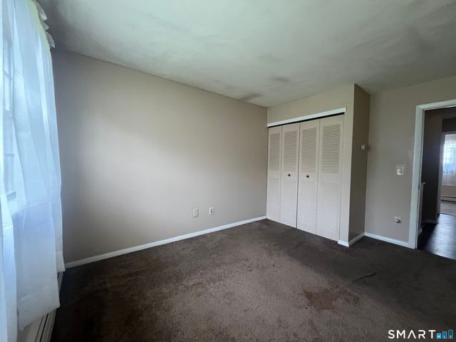 19 Coach Circle 6, Naugatuck, CT 06770