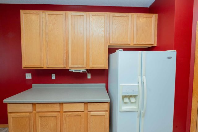 4781 Blaine Avenue 408, Inver Grove Heights, MN 55076