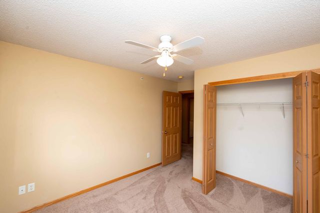 4781 Blaine Avenue 408, Inver Grove Heights, MN 55076