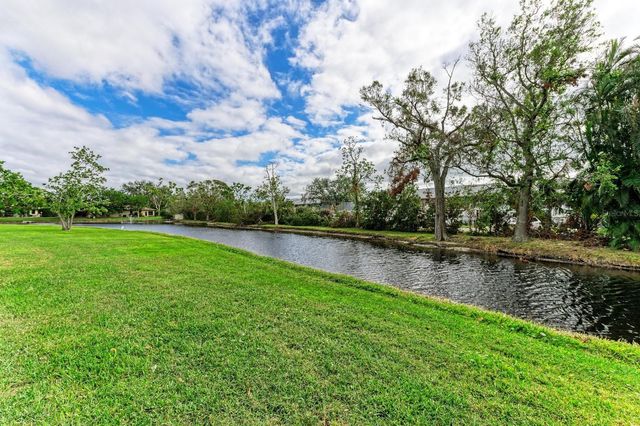 3316 VIVIENDA BOULEVARD, Bradenton, FL 34207