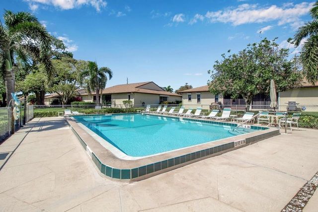 3316 VIVIENDA BOULEVARD, Bradenton, FL 34207